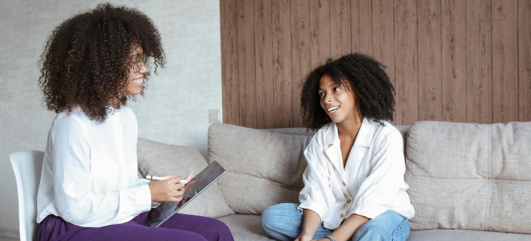 Woman talking to a therapist about marijuana abuse in Pennsylvania