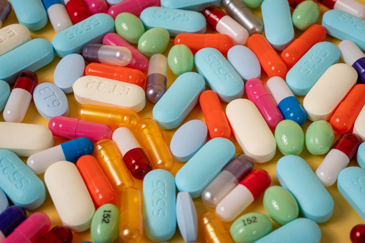 Pile of colorful pills.