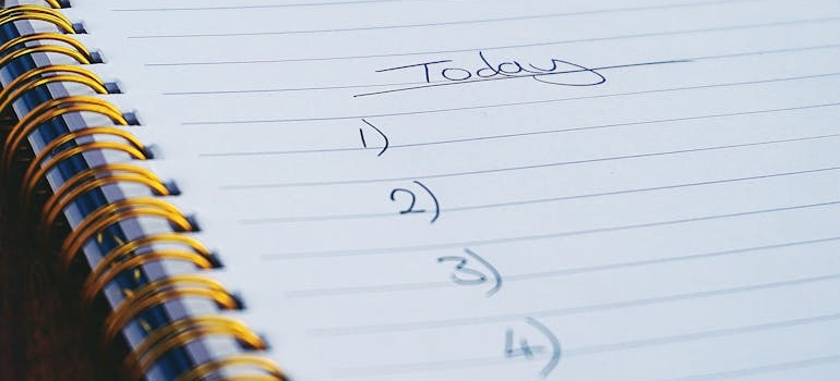 Bullet list written in a notebook.