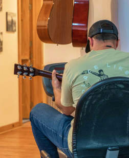 floating_banner_image_03