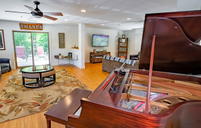 footer_floating_gallery_04