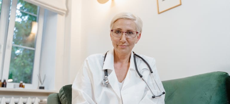 Doctor talking about the difference between benzodiazepines and barbiturates.